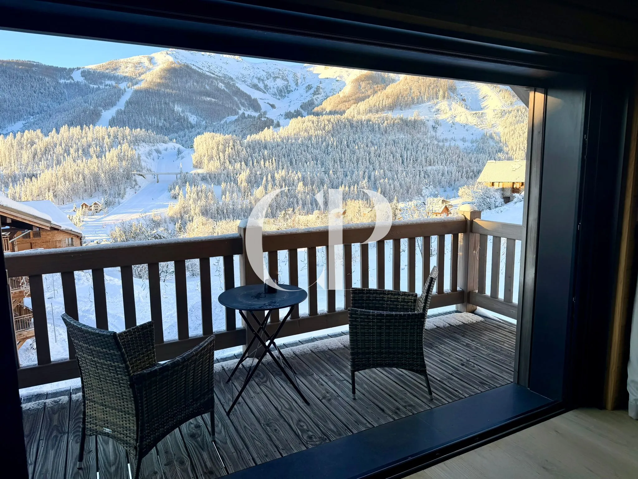Le balcon au coucher du soleil